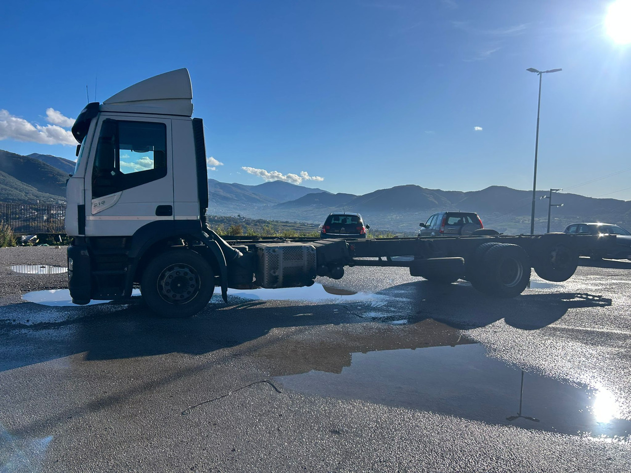 IVECO STRALIS AD 260S31 XP - Camión chasis: foto 3 IVECO STRALIS AD 260S31 XP - Camión chasis: foto 3