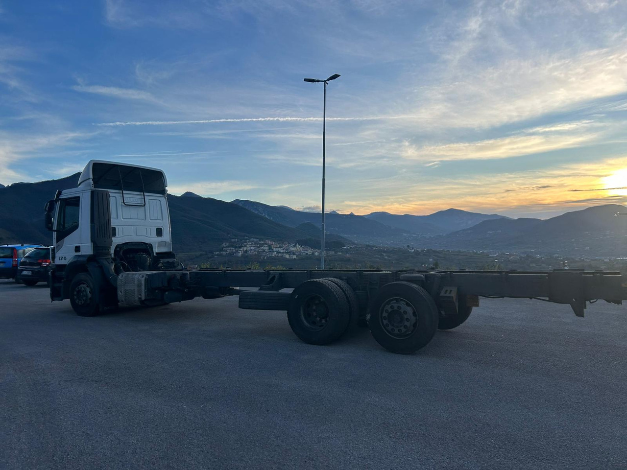 Camión chasis IVECO STRALIS AD 260S31 XP: foto 16