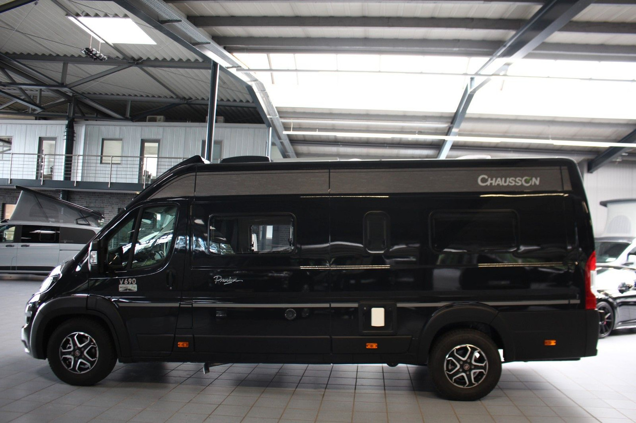 Chausson V 690/10 AT-9 Premium Road Hubbett Rampe Solar - Cámper: foto 3 Chausson V 690/10 AT-9 Premium Road Hubbett Rampe Solar - Cámper: foto 3