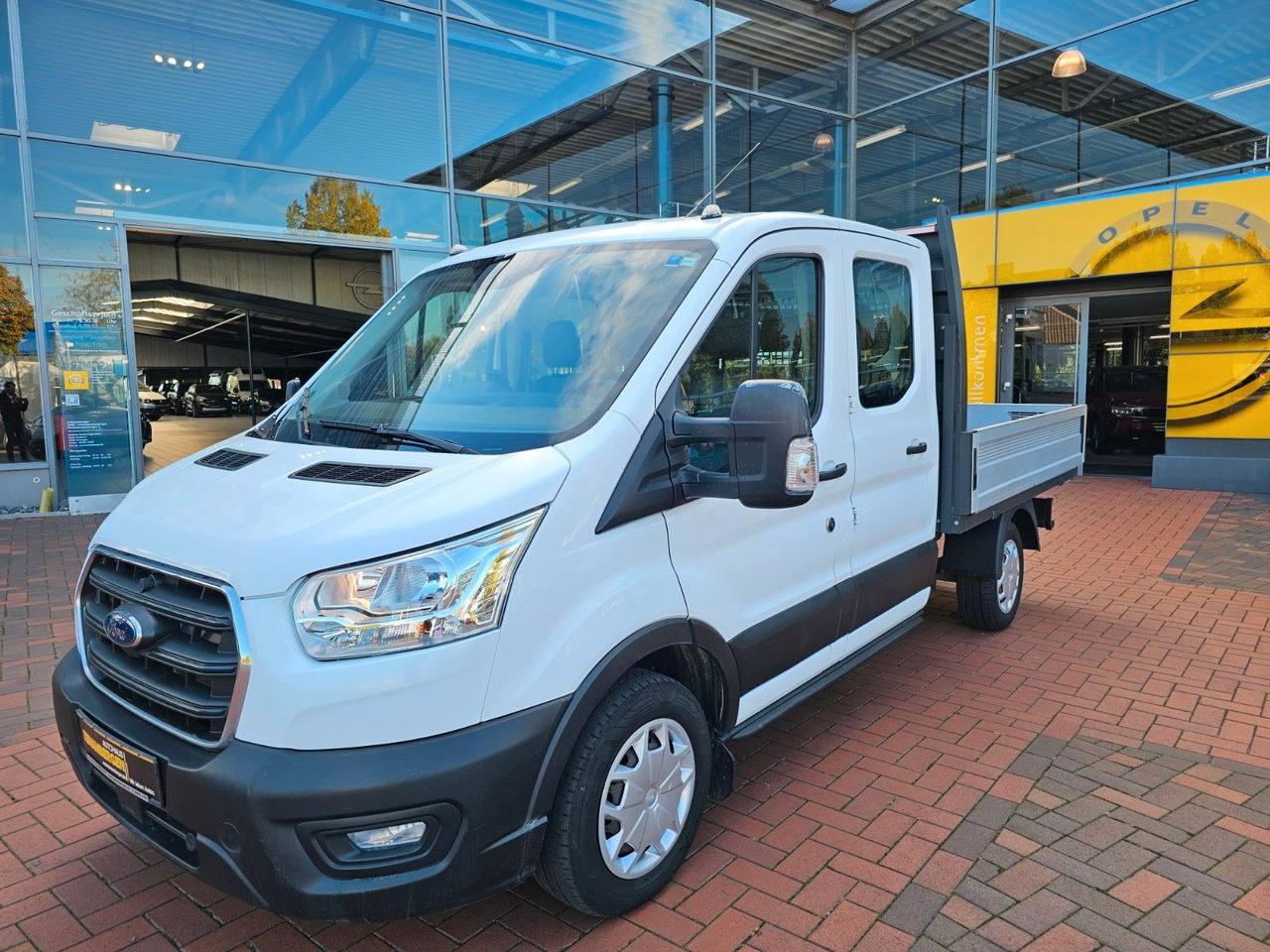 Ford Transit Pritsche 310 DoKa AHK Klima 7 Sitzer - Furgoneta caja abierta, Furgoneta combi: foto 1 Ford Transit Pritsche 310 DoKa AHK Klima 7 Sitzer - Furgoneta caja abierta, Furgoneta combi: foto 1