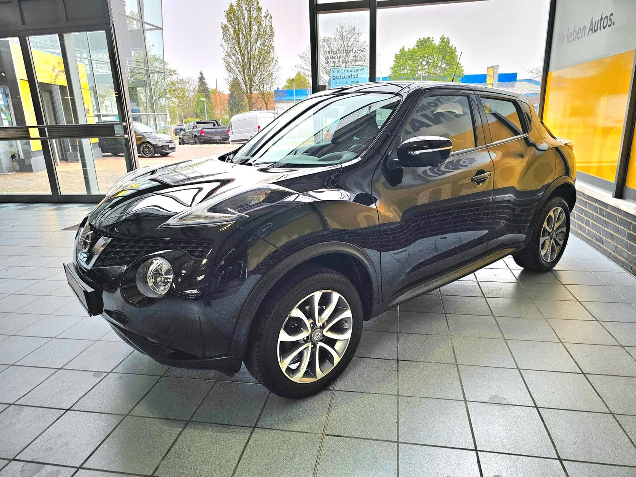 Nissan Juke 1.2 DIG-T 360 / Navi / Ganzjahresreifen - SUV/ Todoterreno: foto 5 Nissan Juke 1.2 DIG-T 360 / Navi / Ganzjahresreifen - SUV/ Todoterreno: foto 5