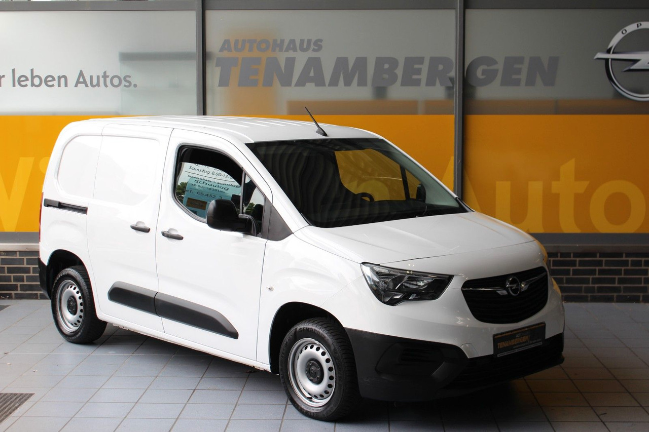 Opel Combo E Cargo 3-Sitzer Selection Holz Klima - Furgoneta pequeña: foto 1 Opel Combo E Cargo 3-Sitzer Selection Holz Klima - Furgoneta pequeña: foto 1