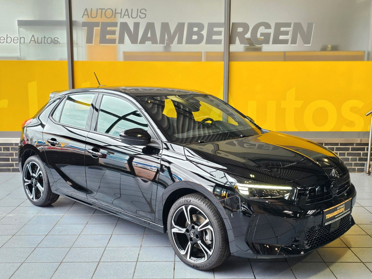 Opel Corsa F 1.2 GS AT-8 Lenkradheizg. Kamera LED ACC - Sedan: foto 1 Opel Corsa F 1.2 GS AT-8 Lenkradheizg. Kamera LED ACC - Sedan: foto 1