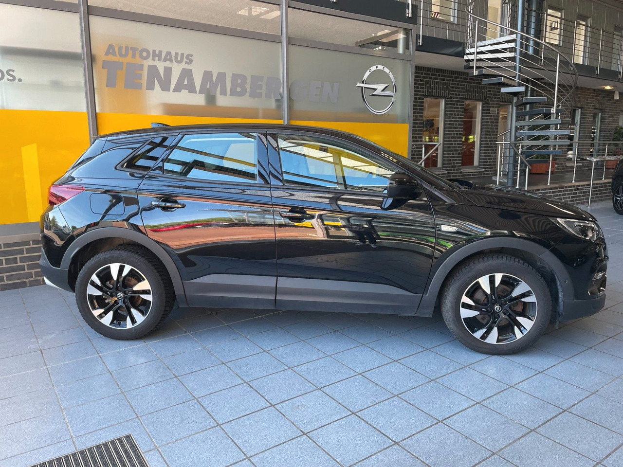 Opel Grandland (X) Elegance Kamera Sitz- & Lenkradhzg - SUV/ Todoterreno: foto 2 Opel Grandland (X) Elegance Kamera Sitz- & Lenkradhzg - SUV/ Todoterreno: foto 2