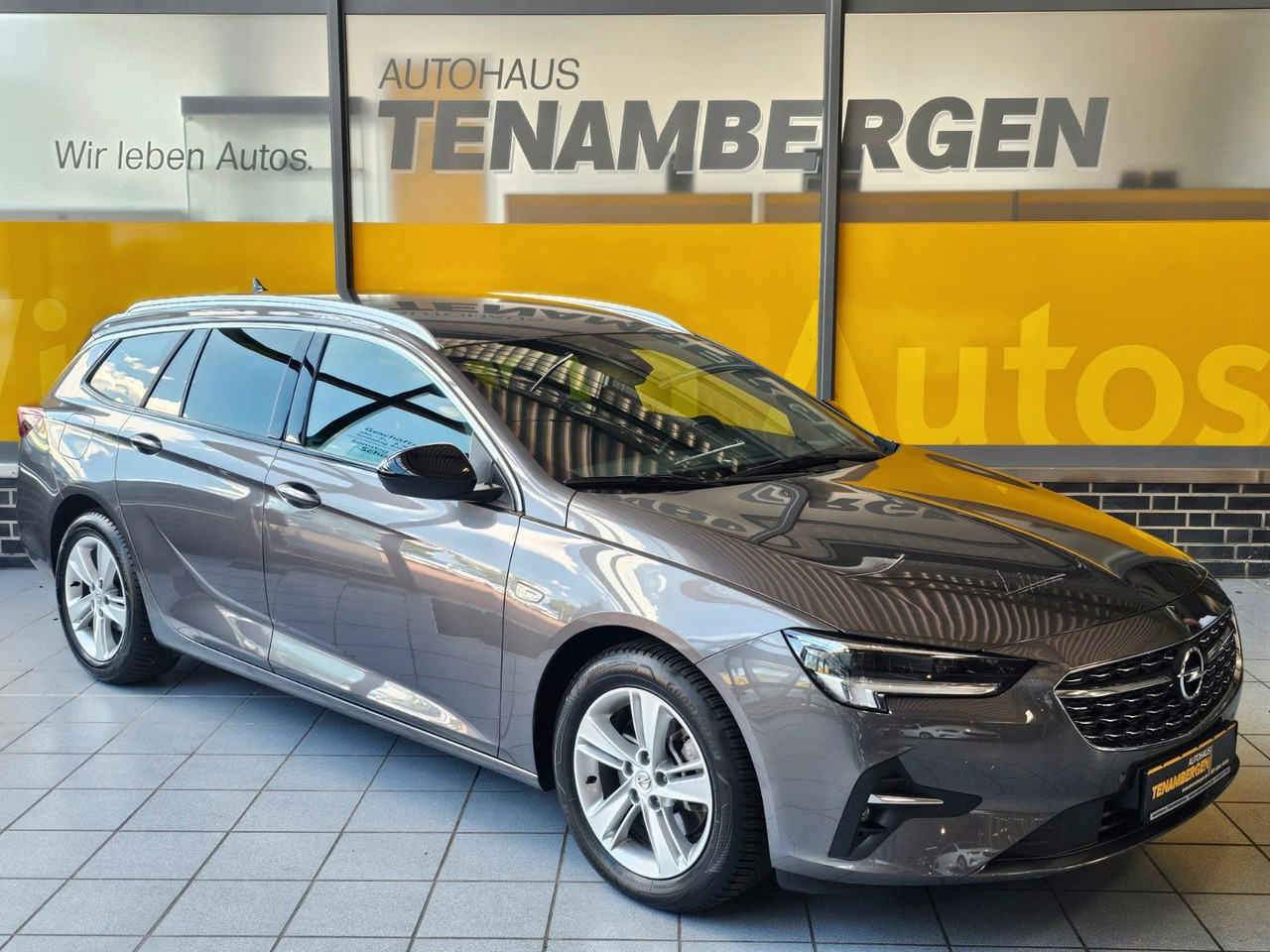 Opel Insignia B ST Business IntelliLux LED Tot Winkel - Coche familiar: foto 1 Opel Insignia B ST Business IntelliLux LED Tot Winkel - Coche familiar: foto 1