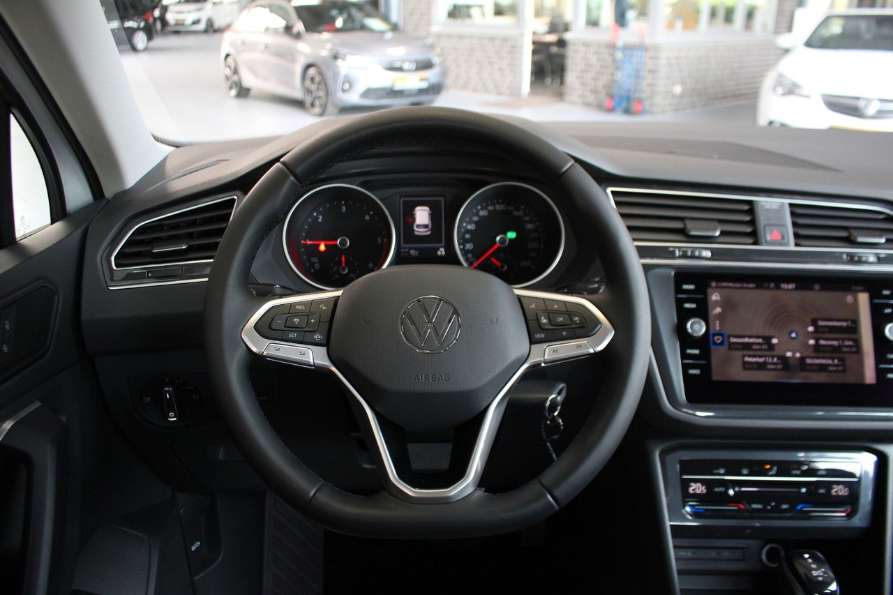 SUV/ Todoterreno Volkswagen Tiguan Life DSG LED Kamera Navi AHK ACC: foto 18