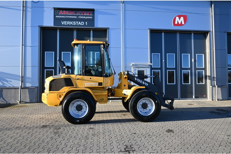 Volvo L30G - Cargadora de ruedas: foto 4 Volvo L30G - Cargadora de ruedas: foto 4