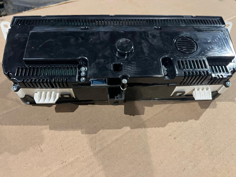 Continental FH4 - Salpicadero: foto 3 Continental FH4 - Salpicadero: foto 3