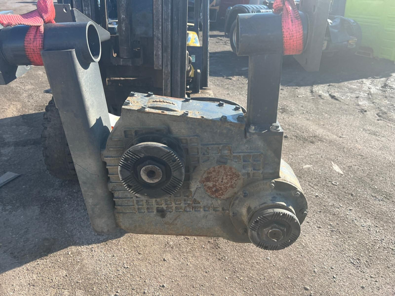 Volvo VT2501TB-B - Piezas de recambio: foto 1 Volvo VT2501TB-B - Piezas de recambio: foto 1