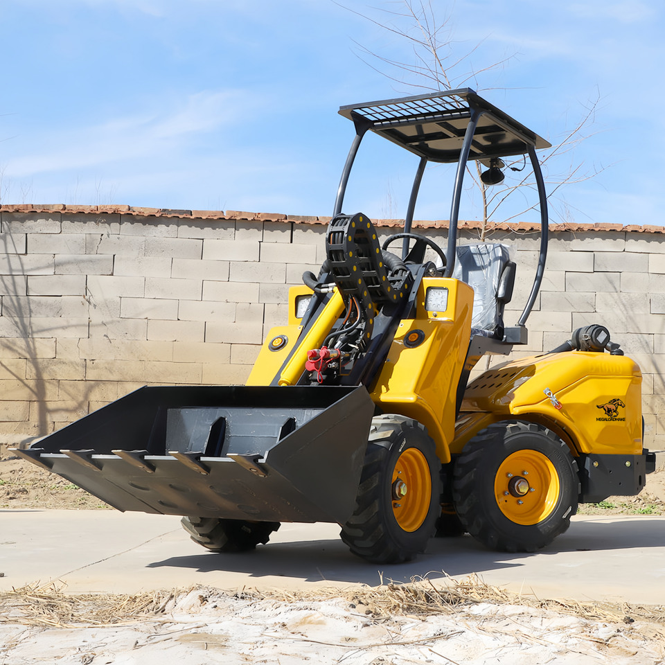 MEGALOAD AK625 Mini Wheel Loader Compact Size Articulated Diesel Kubota Engine P AK625 - Cargadora de ruedas: foto 4 MEGALOAD AK625 Mini Wheel Loader Compact Size Articulated Diesel Kubota Engine P AK625 - Cargadora de ruedas: foto 4