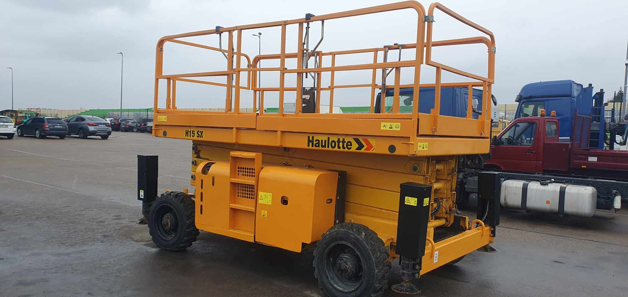 HAULOTTE H15SX - Plataforma de tijeras: foto 1 HAULOTTE H15SX - Plataforma de tijeras: foto 1