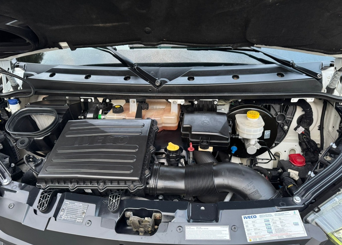 Furgón Iveco Maxi 3.0 Himatic 180ps. Iveco 180ps: foto 35 Furgón Iveco Maxi 3.0 Himatic 180ps. Iveco 180ps: foto 35