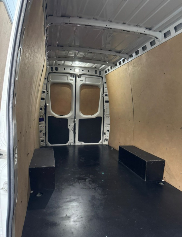 Furgón Iveco Maxi 3.0 Himatic 180ps. Iveco 180ps: foto 36 Furgón Iveco Maxi 3.0 Himatic 180ps. Iveco 180ps: foto 36