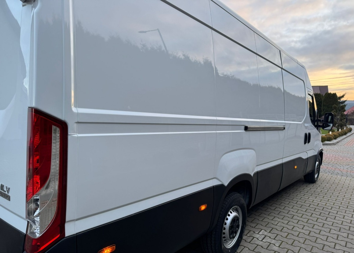 Furgón Iveco Maxi 3.0 Himatic 180ps. Iveco 180ps: foto 10 Furgón Iveco Maxi 3.0 Himatic 180ps. Iveco 180ps: foto 10