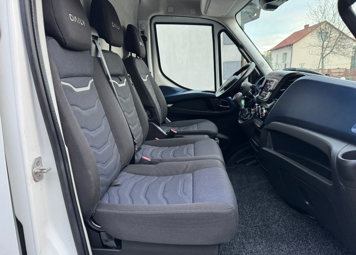 Furgón Iveco Maxi 3.0 Himatic 180ps. Iveco 180ps: foto 32 Furgón Iveco Maxi 3.0 Himatic 180ps. Iveco 180ps: foto 32