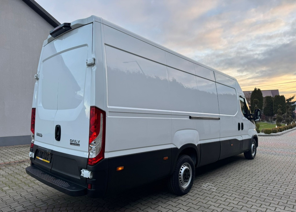 Furgón Iveco Maxi 3.0 Himatic 180ps. Iveco 180ps: foto 22 Furgón Iveco Maxi 3.0 Himatic 180ps. Iveco 180ps: foto 22