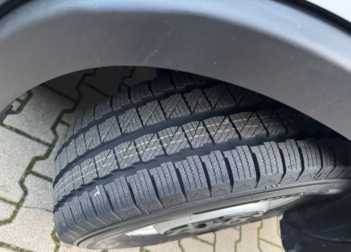 Furgón Iveco Maxi 3.0 Himatic 180ps. Iveco 180ps: foto 37 Furgón Iveco Maxi 3.0 Himatic 180ps. Iveco 180ps: foto 37