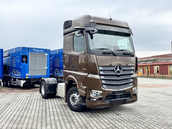 Mercedes-Benz Actros  1848 Gigaspace, Retarder,  Standklima Retarder, Mirrow Cam, mehrere Einheiten - Cabeza tractora: foto 1 Mercedes-Benz Actros  1848 Gigaspace, Retarder,  Standklima Retarder, Mirrow Cam, mehrere Einheiten - Cabeza tractora: foto 1