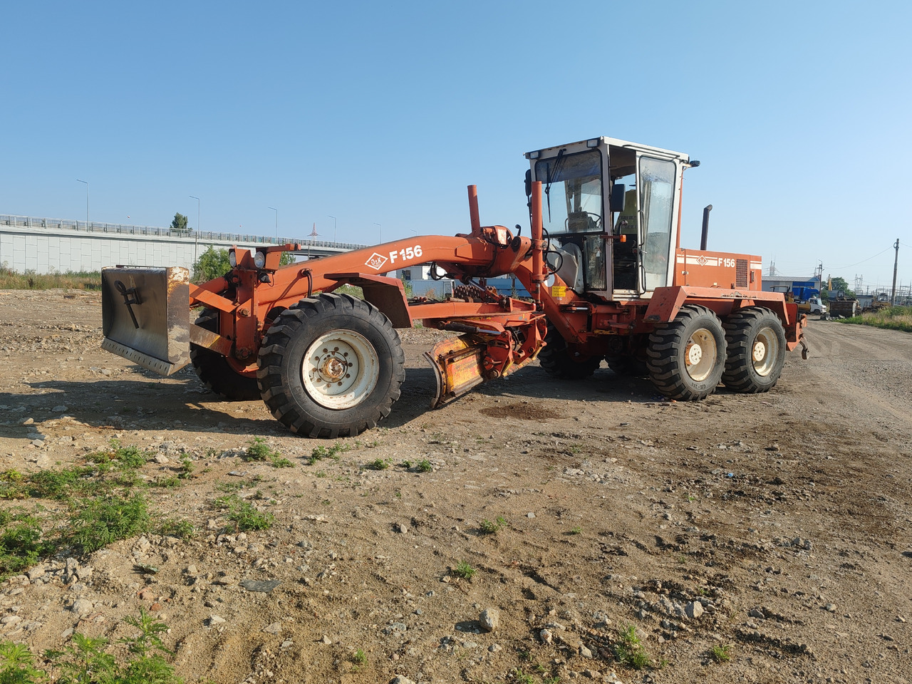 Greder O&K F156 - Maquinaria de construcción: foto 1 Greder O&K F156 - Maquinaria de construcción: foto 1