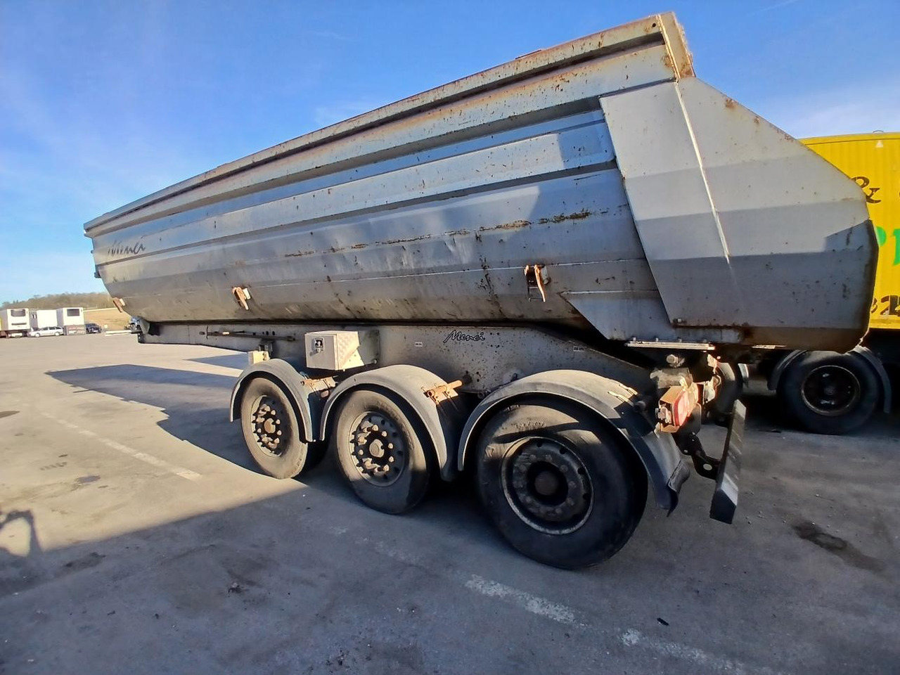 MENCI - Semirremolque volquete: foto 3 MENCI - Semirremolque volquete: foto 3