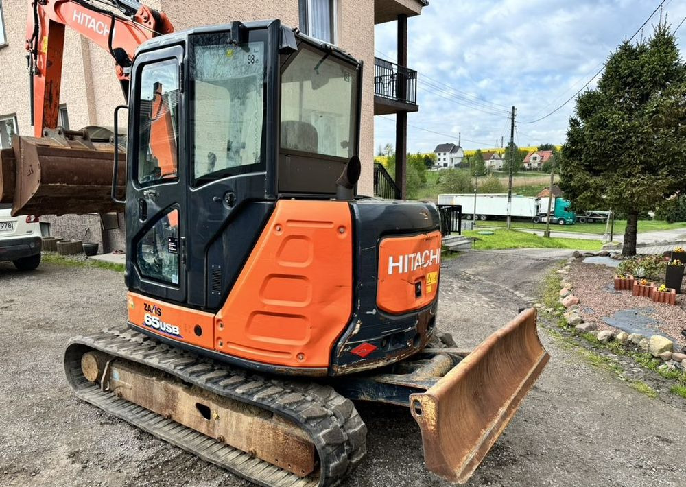 Hitachi ZX65USB-6 CLR - Excavadora de cadenas: foto 3 Hitachi ZX65USB-6 CLR - Excavadora de cadenas: foto 3
