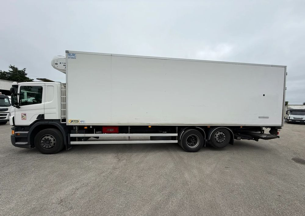 Scania P320 - Camión frigorífico: foto 2 Scania P320 - Camión frigorífico: foto 2