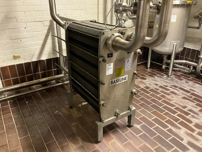 Alfa Romeo Laval M10-MBASE - Maquinaria de alimentación: foto 1 Alfa Romeo Laval M10-MBASE - Maquinaria de alimentación: foto 1