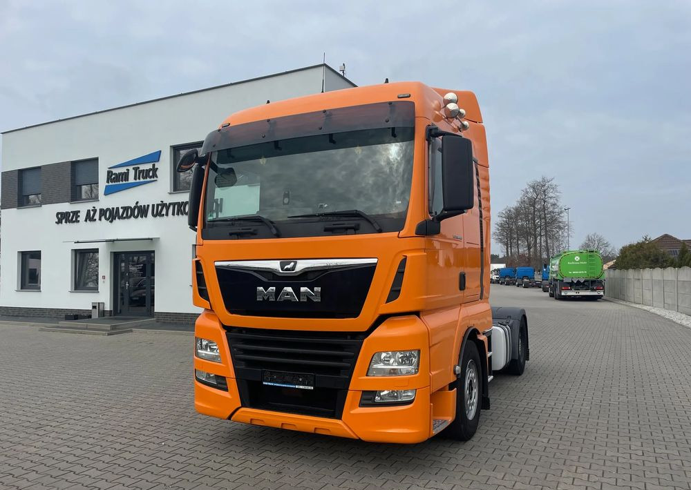 MAN TGX XLX 18.460 Retarder - Cabeza tractora: foto 2 MAN TGX XLX 18.460 Retarder - Cabeza tractora: foto 2