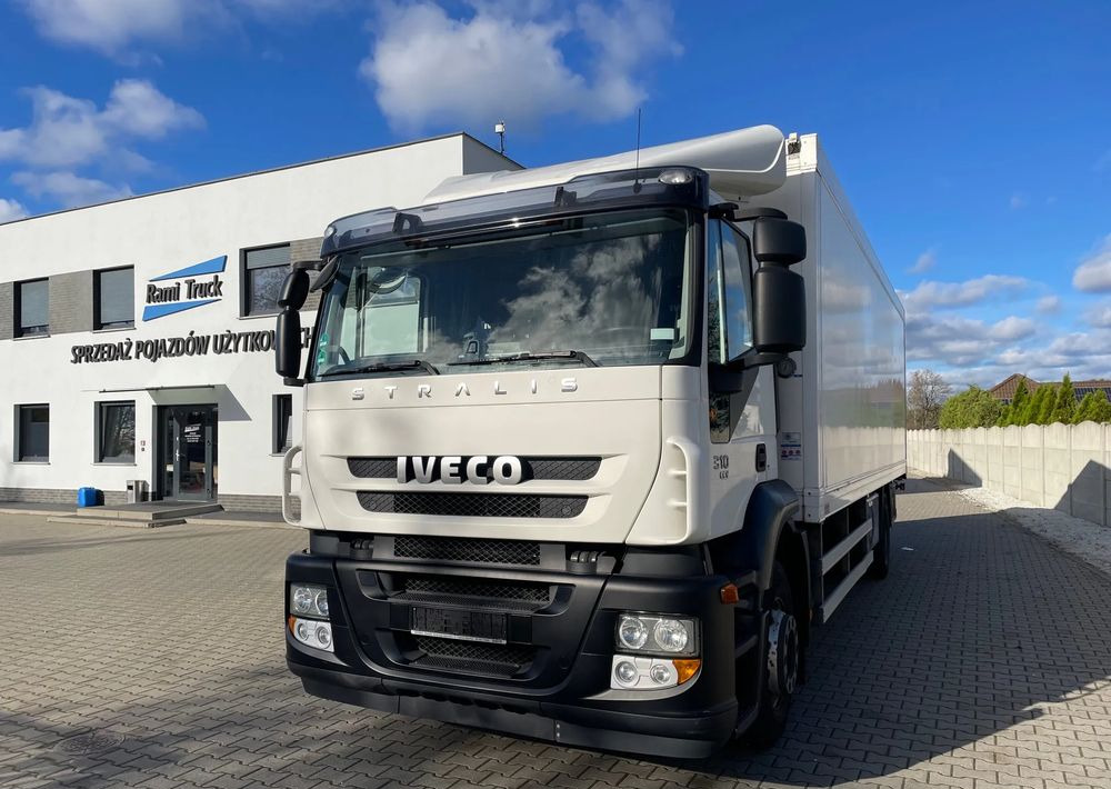 Iveco Stralis EEV 18.310 EURO 5, Chłodnia, PRZEBIEG 262 TYŚ KM!! - Camión frigorífico: foto 3 Iveco Stralis EEV 18.310 EURO 5, Chłodnia, PRZEBIEG 262 TYŚ KM!! - Camión frigorífico: foto 3