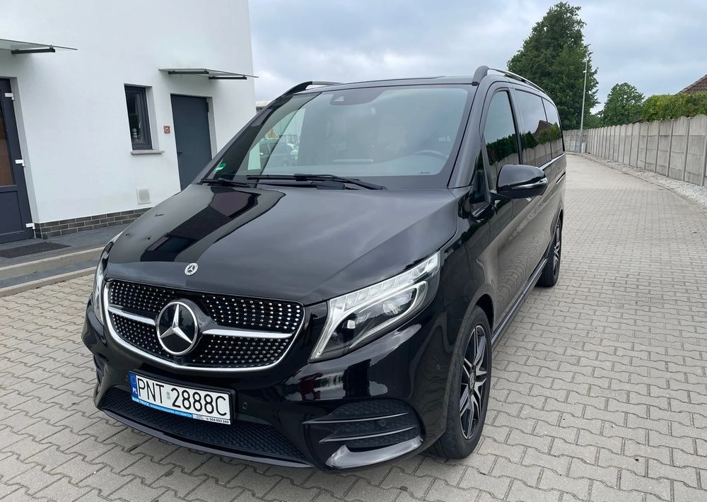 Coche familiar Mercedes-Benz Klasa V 300 d lang 9G-TRONIC Exclusive: foto 1