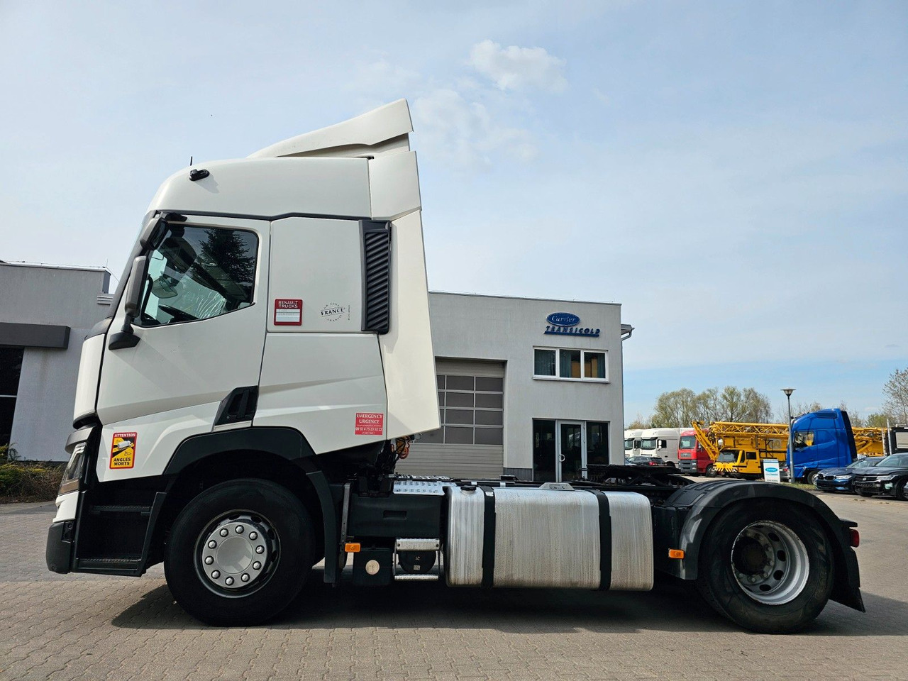 Renault T 480 T480 13 Liter COMFORT CAB Fahrbereitet! - Cabeza tractora: foto 3 Renault T 480 T480 13 Liter COMFORT CAB Fahrbereitet! - Cabeza tractora: foto 3