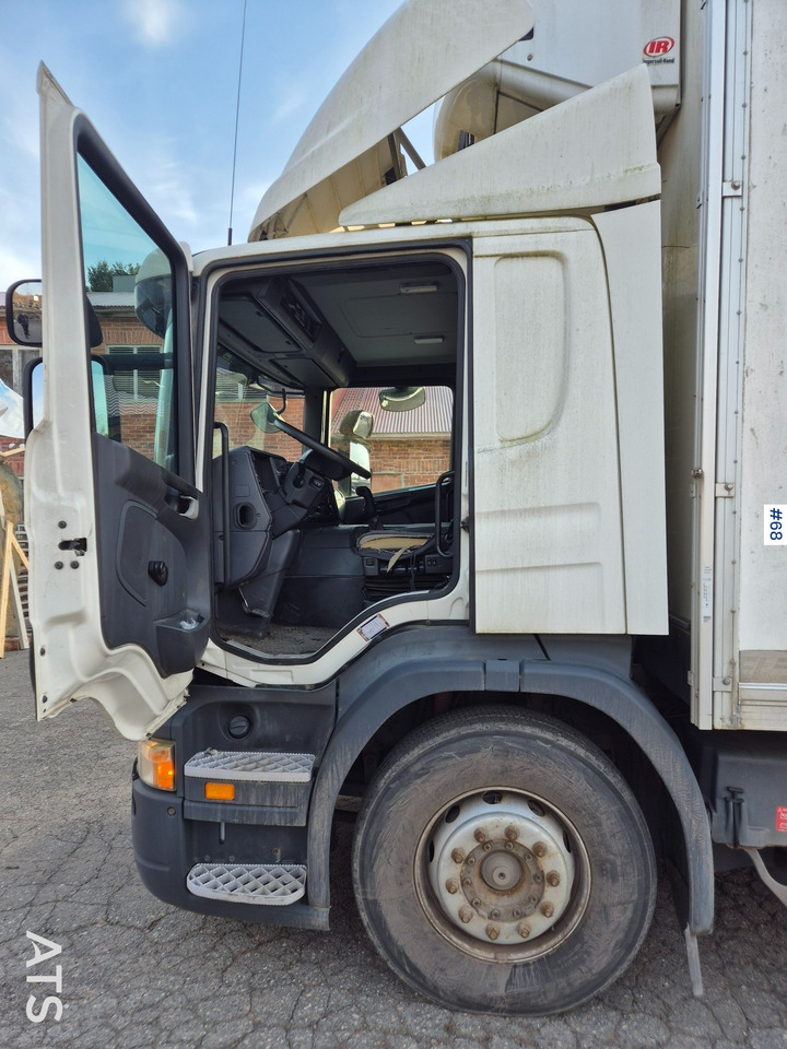 Camión caja cerrada Scania P380 Umpikorinen: foto 13