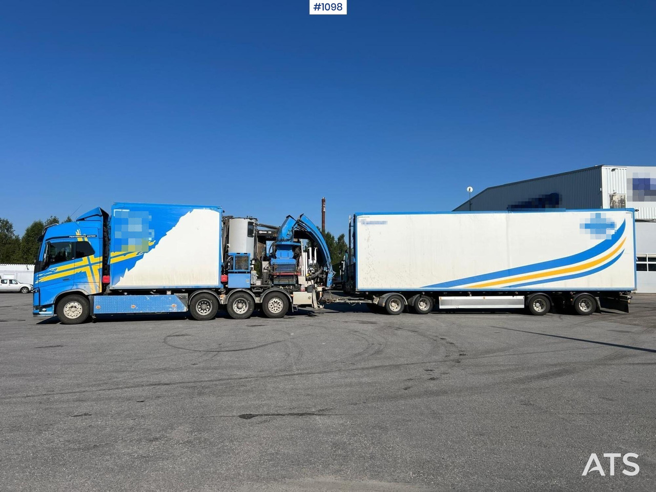 Volvo FH16 8*4 Flishugg - Trituradora de madera: foto 1 Volvo FH16 8*4 Flishugg - Trituradora de madera: foto 1