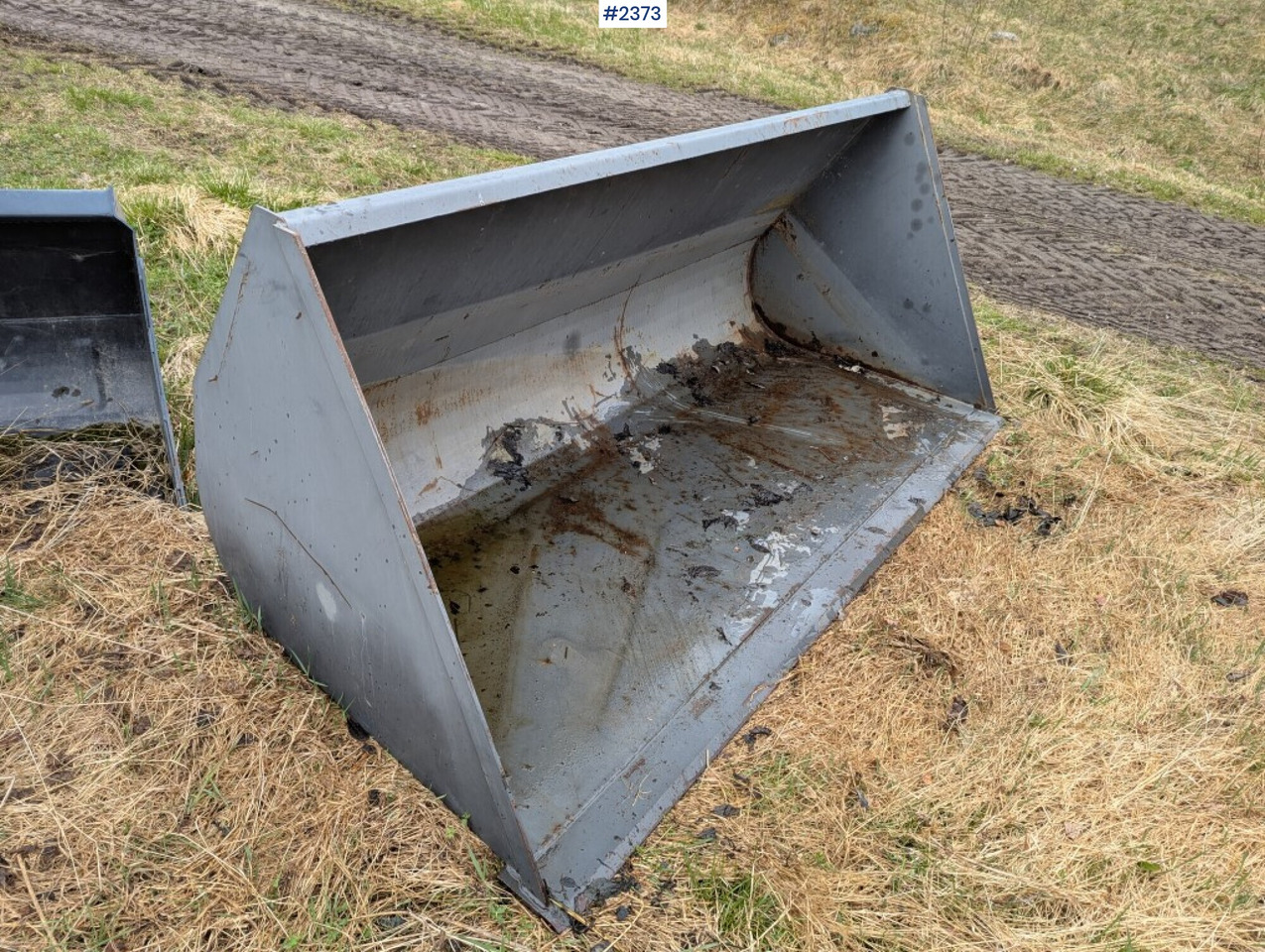 Universal bucket Norje Euro mount (unused) - Cazo cargador para Maquinaria de construcción: foto 1 Universal bucket Norje Euro mount (unused) - Cazo cargador para Maquinaria de construcción: foto 1