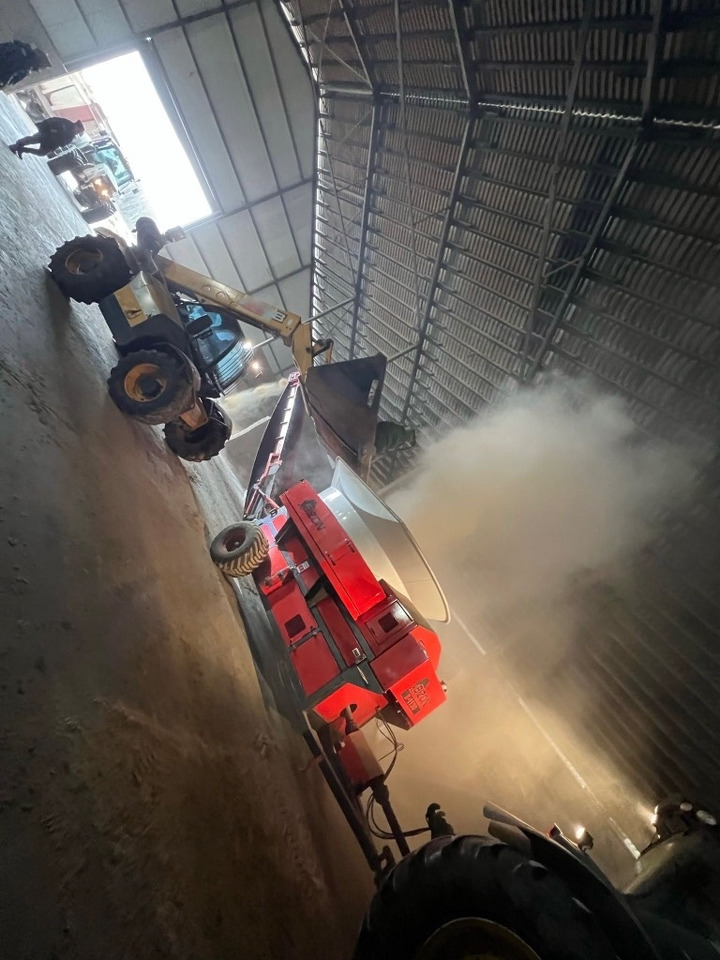 Bizon B-1130 Strohmühle Tub grinder kein Haybuster Stroh - Empajadora: foto 3 Bizon B-1130 Strohmühle Tub grinder kein Haybuster Stroh - Empajadora: foto 3