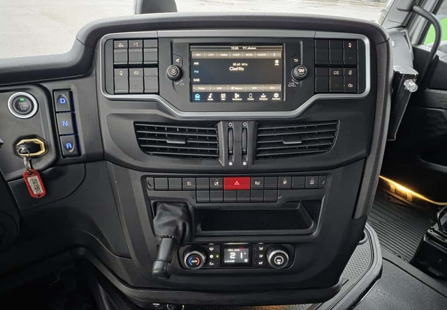 Cabeza tractora IvecoS-Way 480 6x2 Hieno!: foto 14