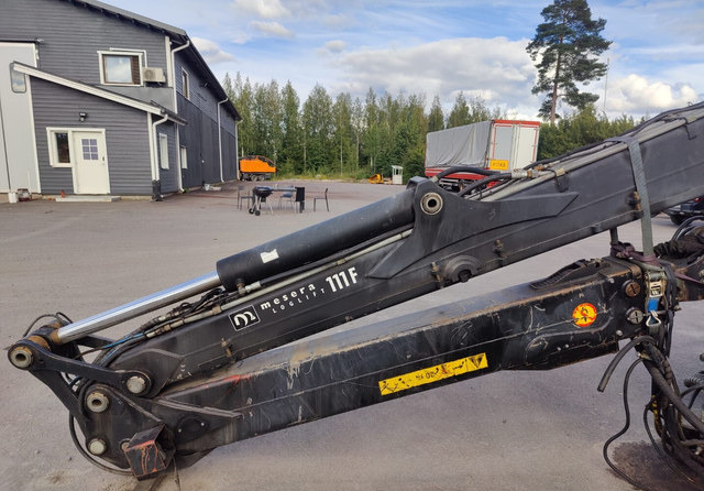 LogliftMesera / Loglift F111FT Sähköohjattu - Grúa para camión: foto 4 LogliftMesera / Loglift F111FT Sähköohjattu - Grúa para camión: foto 4