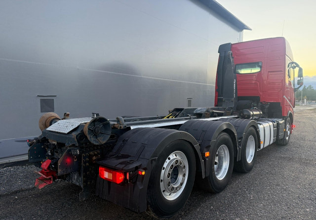 VolvoFH16 750 8X4 - Camión multibasculante: foto 5 VolvoFH16 750 8X4 - Camión multibasculante: foto 5