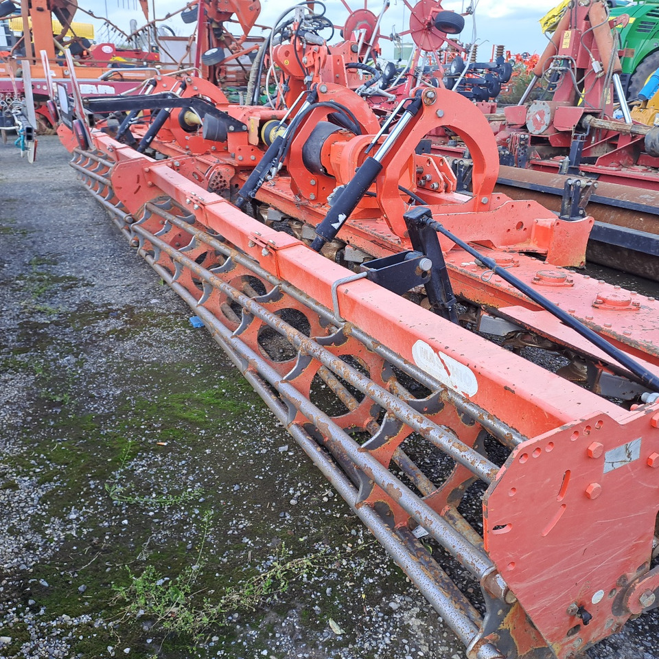 ERPICE ROTANTE MASCHIO AQUILA 7000 - Grada rotativa: foto 5 ERPICE ROTANTE MASCHIO AQUILA 7000 - Grada rotativa: foto 5