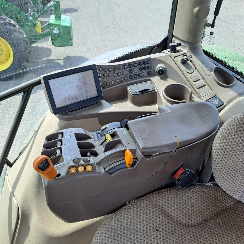 Tractor JOHN DEERE 6210R  - ASTA AGRIBERTOCCHI: foto 9