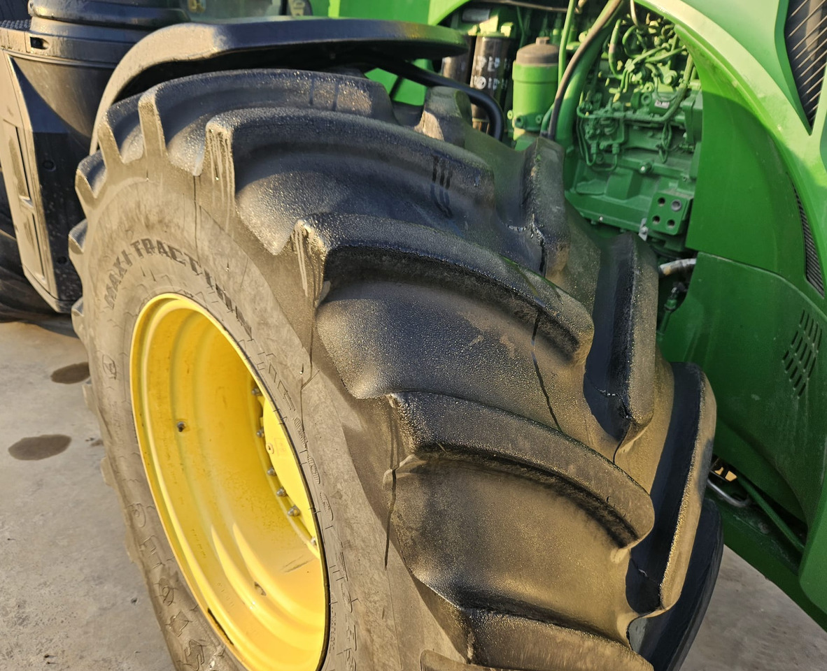 JOHN DEERE 8320R - Tractor: foto 5 JOHN DEERE 8320R - Tractor: foto 5