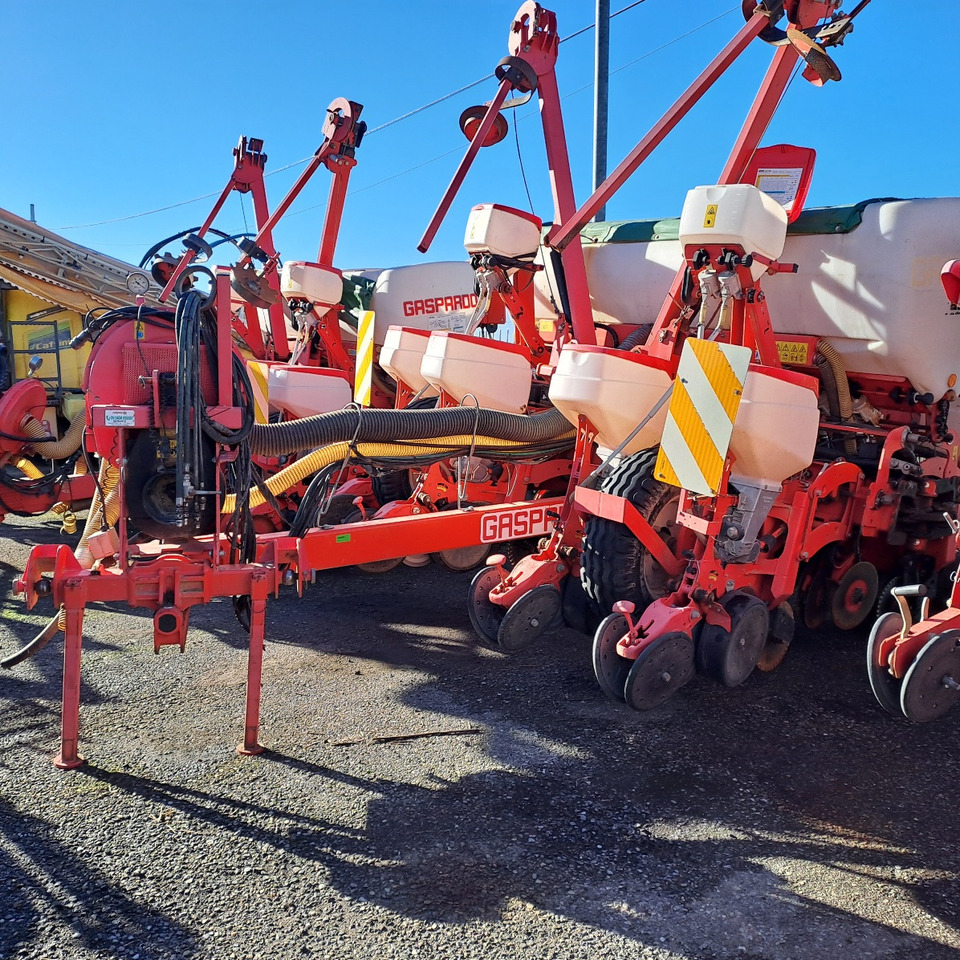 SEMINATRICE GASPARDO RENATA 8 ROWS (FILE) - Otros maquinaria: foto 3 SEMINATRICE GASPARDO RENATA 8 ROWS (FILE) - Otros maquinaria: foto 3