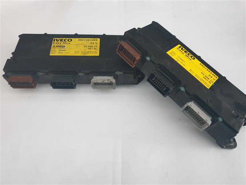 IVECO 5801926270/5801583468 - Unidad de control: foto 3 IVECO 5801926270/5801583468 - Unidad de control: foto 3