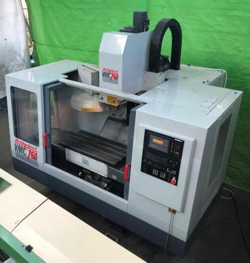 Máquina para metal Vertikal-Bearbeitungszentrum BRIDGEPORT: foto 1
