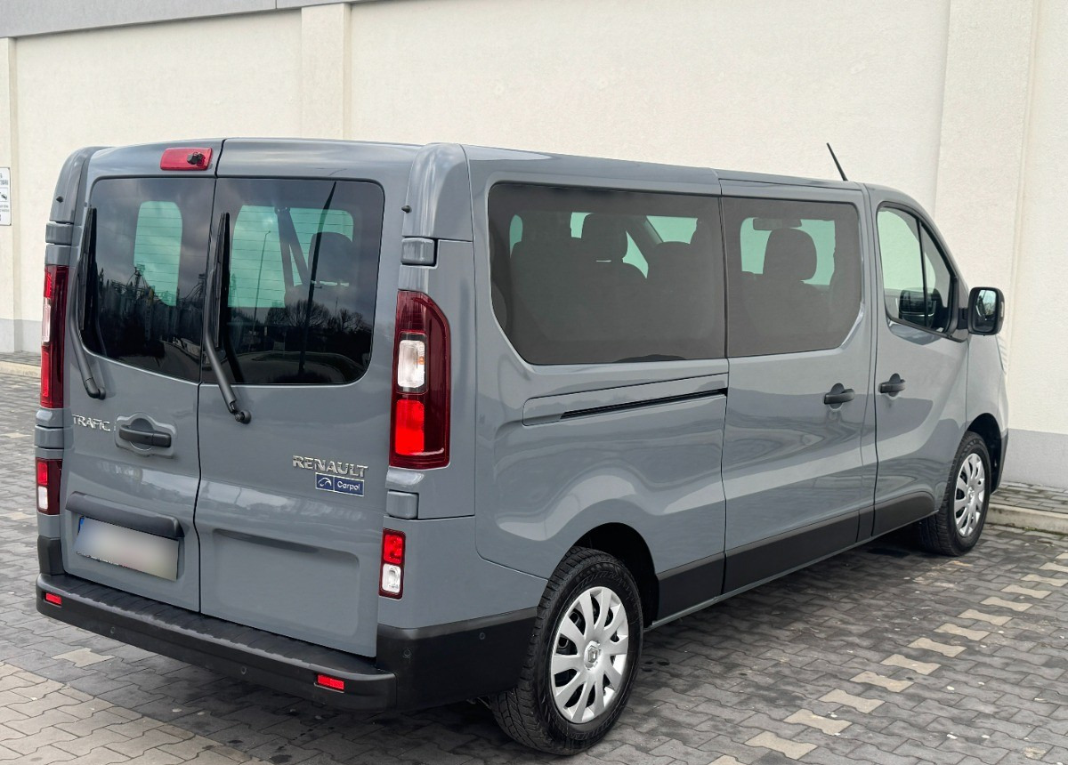 Renault Trafic Long 9 osobowy 2.0 DCI 150 KM Rok 2023 Przewóz osób niepełnosprawnych - Minibús, Furgoneta de pasajeros: foto 4 Renault Trafic Long 9 osobowy 2.0 DCI 150 KM Rok 2023 Przewóz osób niepełnosprawnych - Minibús, Furgoneta de pasajeros: foto 4