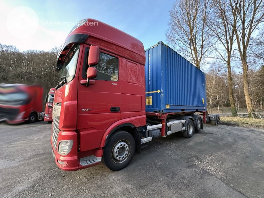 DAF XF 530 - Camión portacontenedore/ Intercambiable: foto 3 DAF XF 530 - Camión portacontenedore/ Intercambiable: foto 3