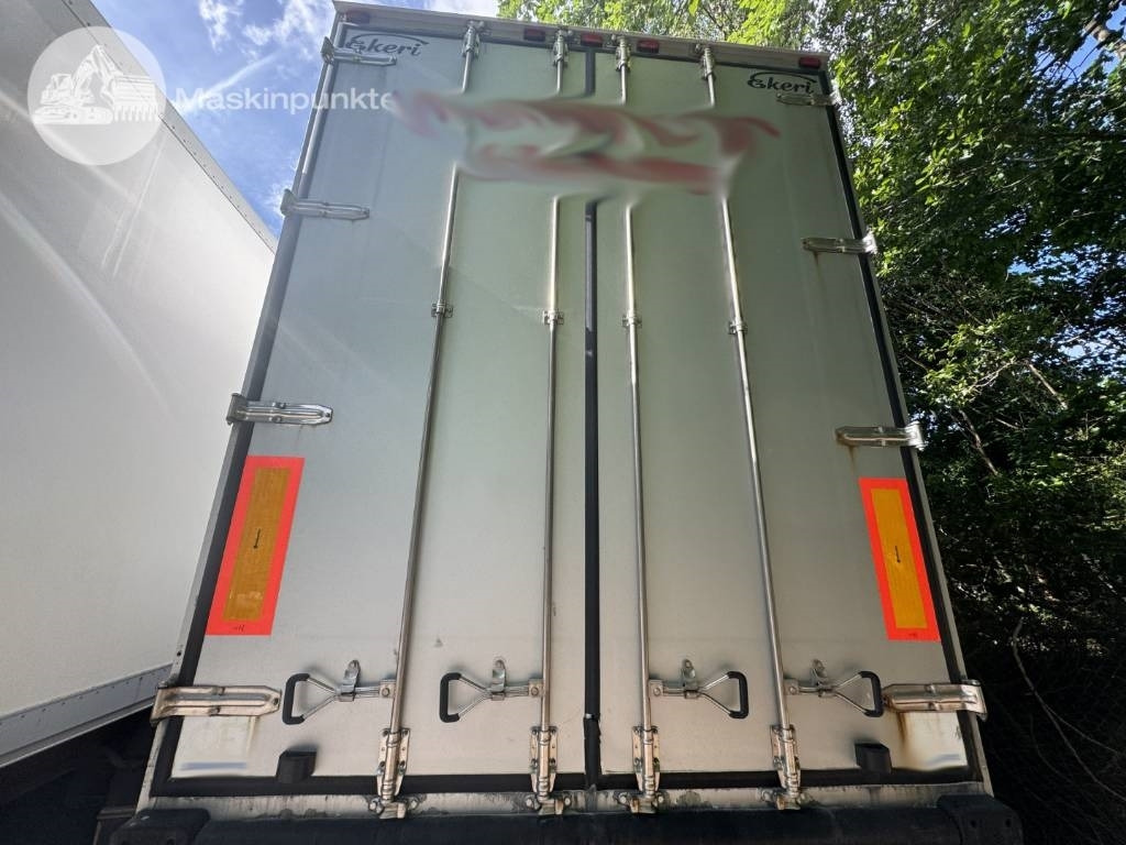 Remolque caja cerrada Ekeri L5: foto 37 Remolque caja cerrada Ekeri L5: foto 37