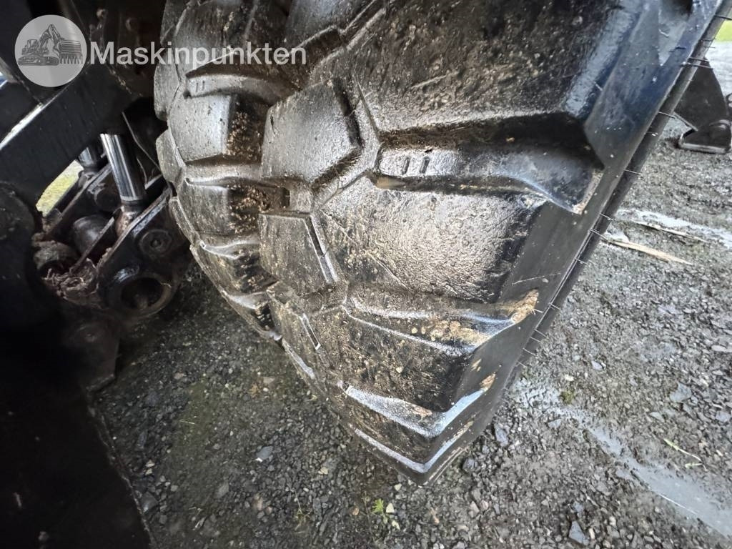 Hitachi ZX 140 W-3 Med vagn och redskap! - Excavadora de ruedas: foto 5 Hitachi ZX 140 W-3 Med vagn och redskap! - Excavadora de ruedas: foto 5