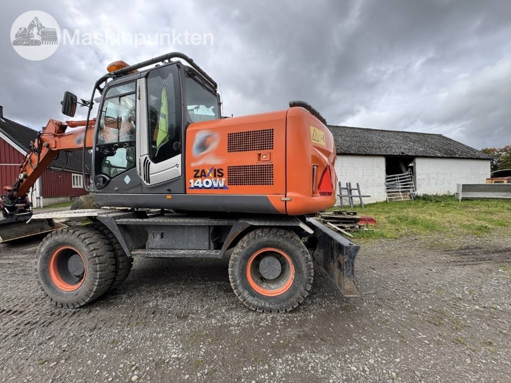 Hitachi ZX 140 W-3 - Excavadora de ruedas: foto 2 Hitachi ZX 140 W-3 - Excavadora de ruedas: foto 2
