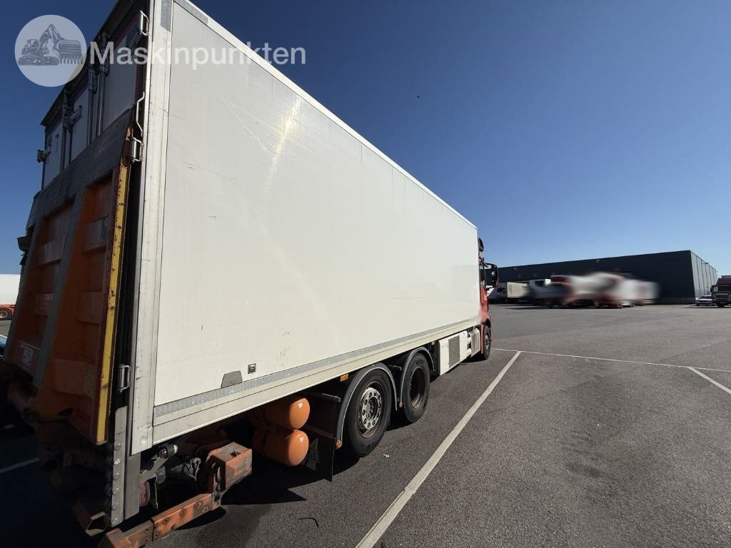 Mercedes-Benz Actros 2551  - Camión frigorífico: foto 5 Mercedes-Benz Actros 2551  - Camión frigorífico: foto 5
